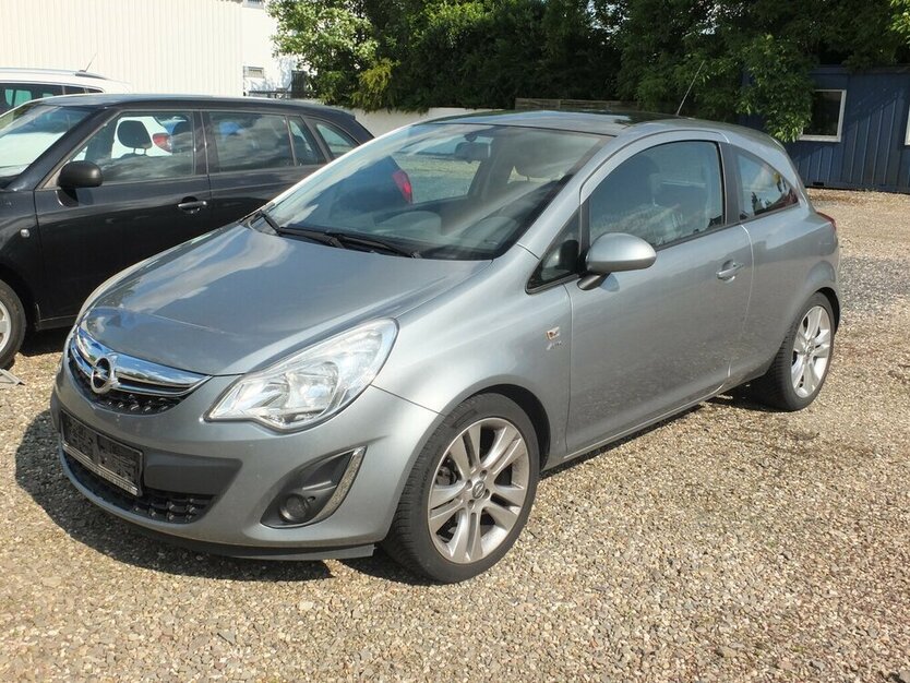 Corsa ACTIVE PANORAMADACH KLIMAAUTOMATIK