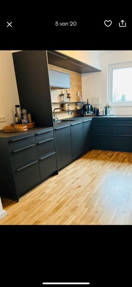 Modernes Eckhaus in Köln teilmöbliert zimmer