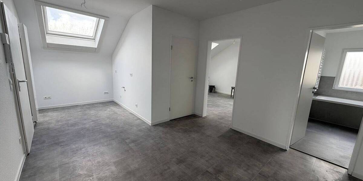 Etagenwohnung Sankt Augustin Hangelar - 2 Zimmer, 102 m&sup2;, 1.310&euro; | Angebot:26108266
