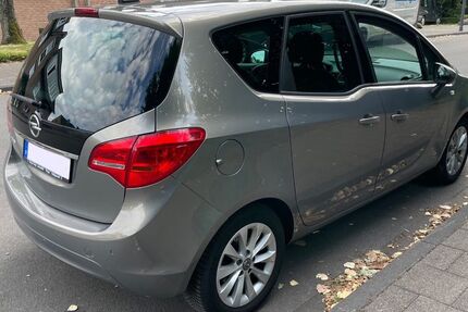 Opel Meriva 62.000 km 9.100 € Köln 51069