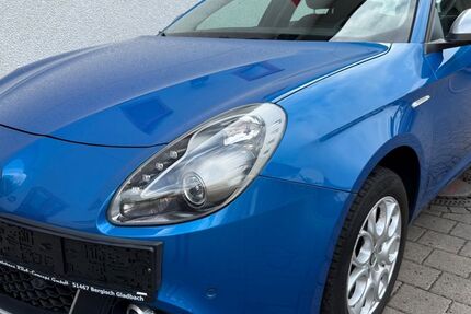 Alfa Romeo Giulietta 134.461 km 9.490 € Bergisch Gladbach 51467