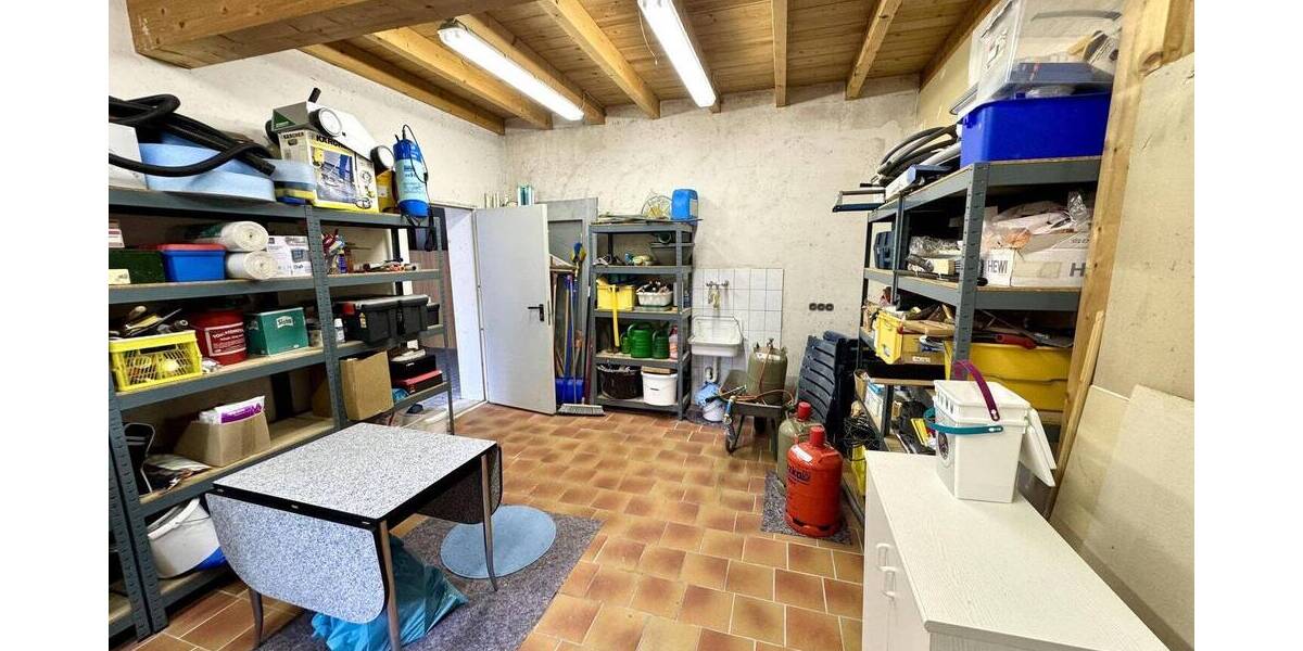 Großes Einfamilienhaus mit Einliegerwohnung in Leverkusen - Quettingen 6 zimmer