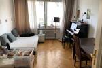 Mitten in der Stadt und trotzdem ruhig wohnen - Balkon und Einbauküche