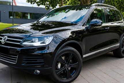 VW Touareg 186.000 km 16.200 &euro; Hennef (Sieg) 53773