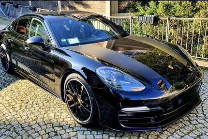 Porsche Panamera 179.000 km 59.950 &euro; Köln 50672