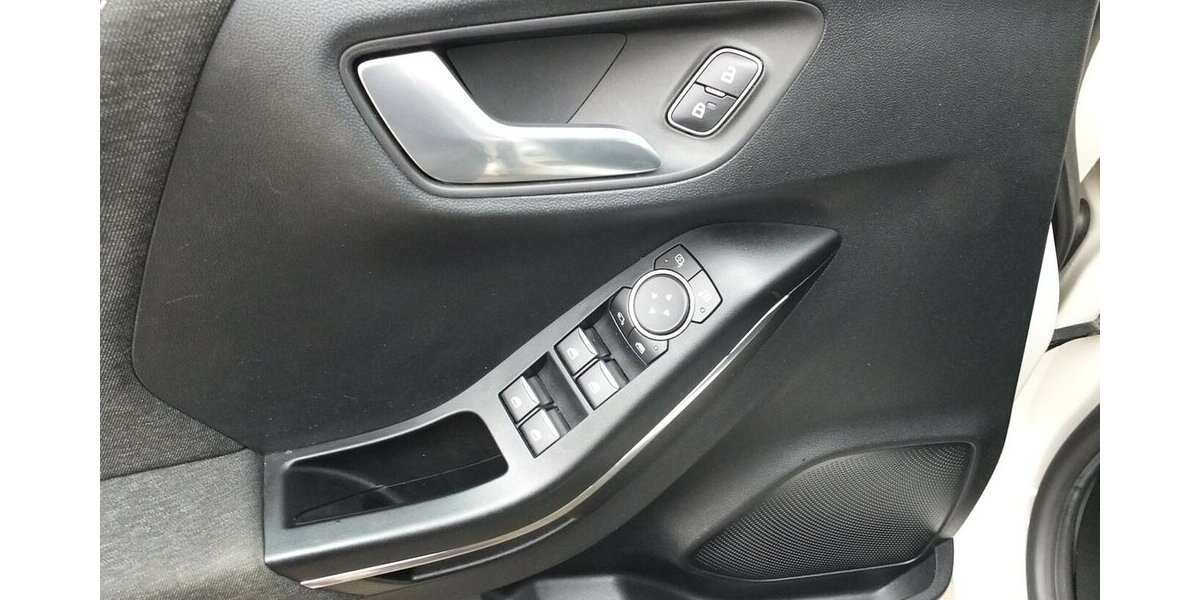 Ford Puma TITANIUM ECO BOOST NAVI PDC BLUETOOTH 107.845 km 12.908 &euro; Köln 50858