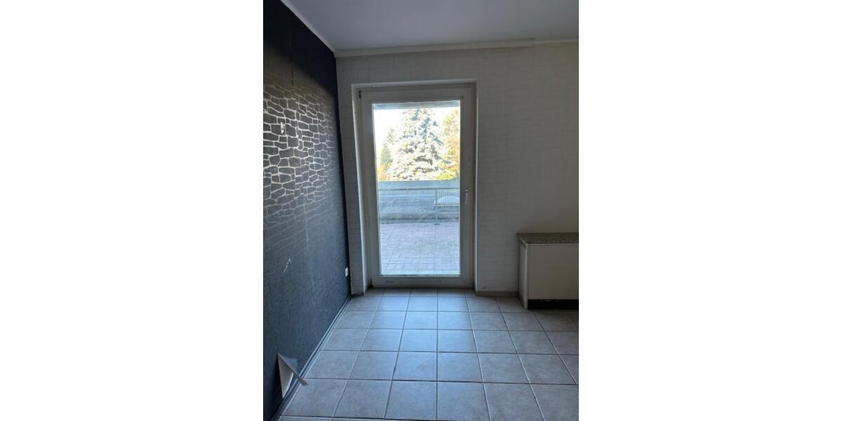 Etagenwohnung Leverkusen Bürrig - 3 Zimmer, 80 m&sup2;, 680&euro; | Angebot:25378615