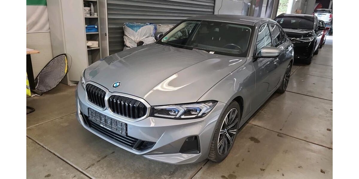 BMW 320 147.561 km 28.666 &euro; Köln 50767