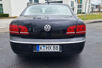 VW Phaeton 263.000 km 8.400 &euro; Köln 50739
