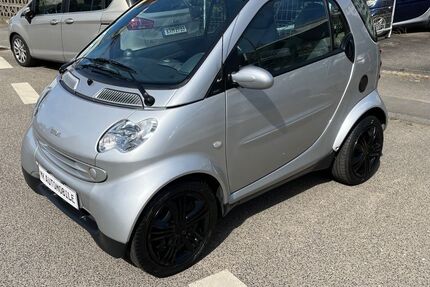Smart ForTwo 25.000 km 3.690 &euro; Köln 50735