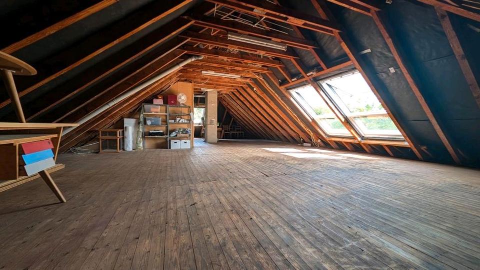 Einfamilienhaus Lohmar - 5 Zimmer, 219 m&sup2;, 750.000&euro; | Angebot:26763095