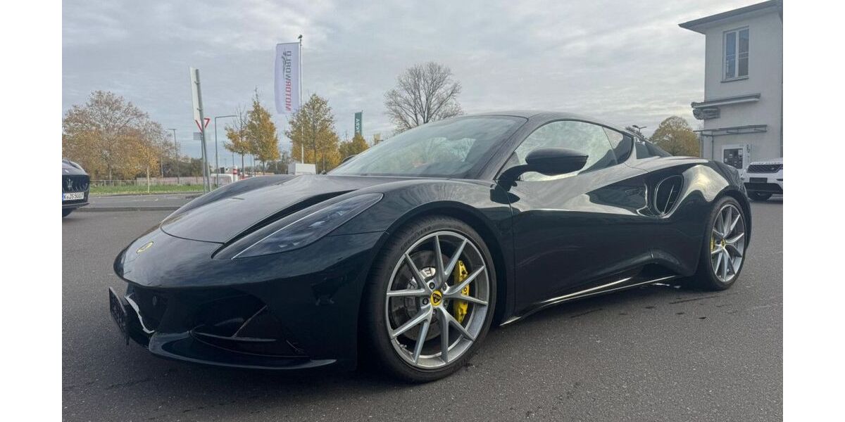 Lotus Emira 4.500 km 82.980 &euro; Köln 50829