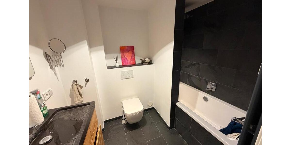 Erdgeschoßwohnung Köln Ehrenfeld - 2.5 Zimmer, 68 m&sup2;, 1.490&euro; | Angebot:25136924