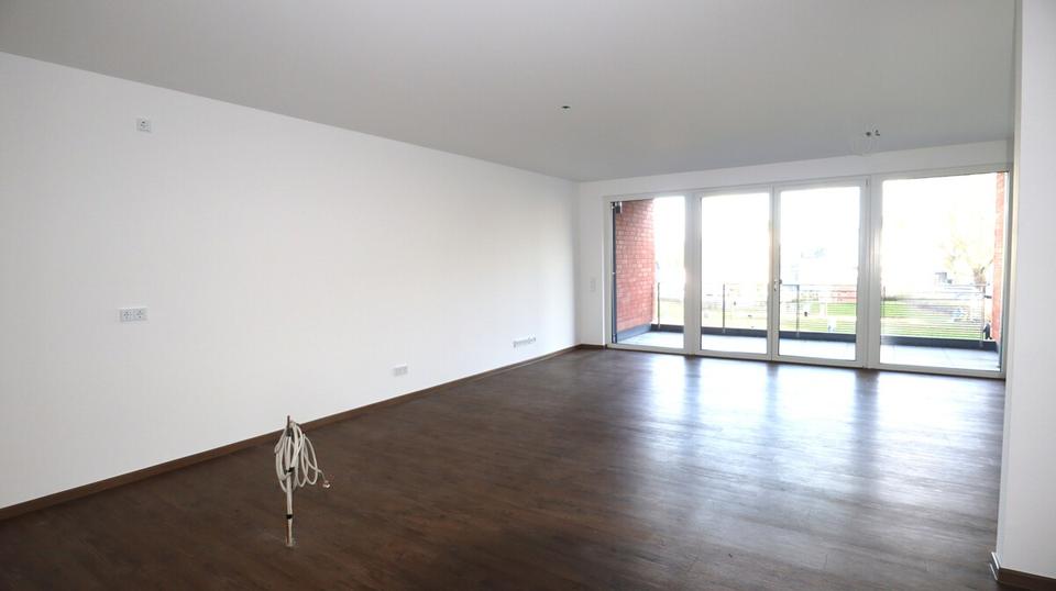 Etagenwohnung Bergisch Gladbach - 2 Zimmer, 82 m&sup2;, 1.190&euro; | Angebot:25444620