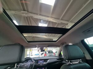 Opel Insignia Innovation Pano Navi Pro Winterpak. Park& 70.133 km 18.970 € HAAN 42781