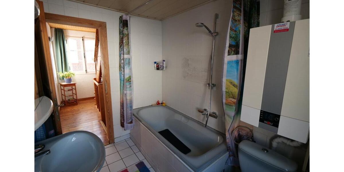 Reihenhaus Köln Innenstadt - 3 Zimmer, 93 m&sup2;, 1.200&euro; | Angebot:26592490