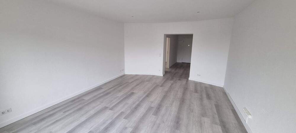 ELEGANTE + RENOVIERTE 2-Zimmer-Wohnung in DÜSSELDORF - FRIEDRICHSTADT