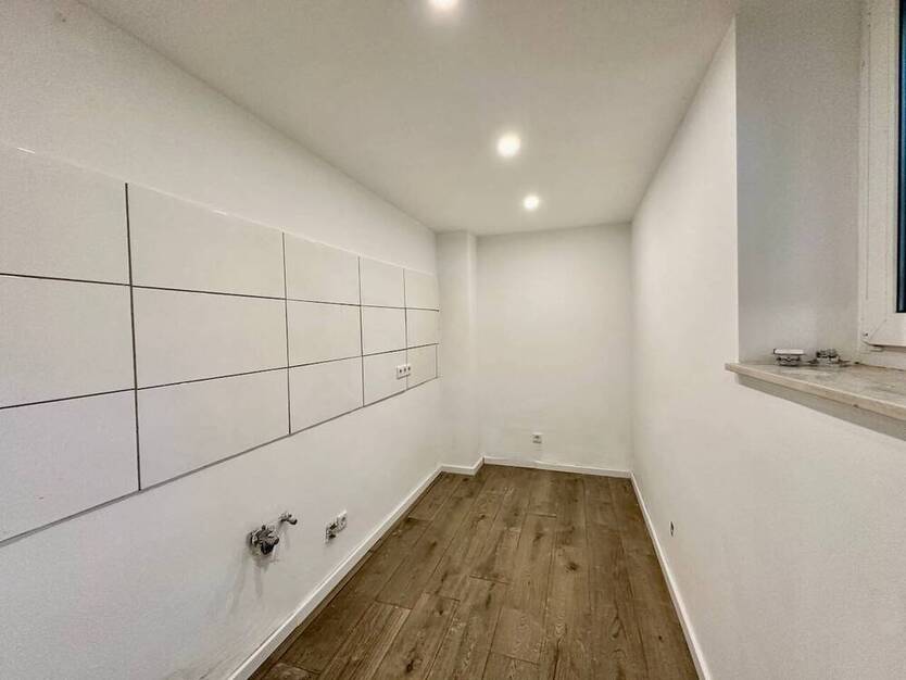 Sanierter Bungalow mit EinliegerWohnung in beliebter Wohnlage