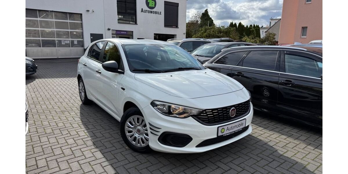 Fiat Tipo 70.000 km 7.499 &euro; Troisdorf 53840