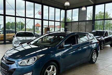 Hyundai i40 118.000 km 6.980 &euro; Erftstadt 50374