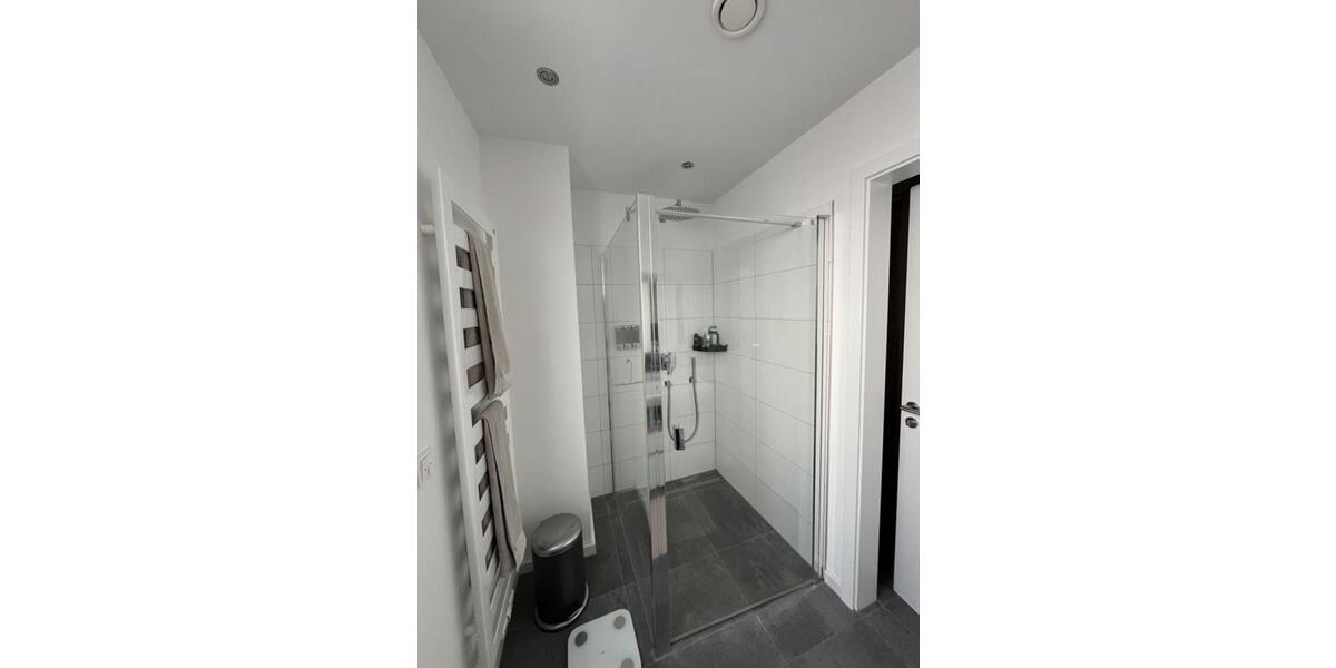 Erdgeschoßwohnung Köln Lindenthal - 2 Zimmer, 65 m&sup2;, 1.800&euro; | Angebot:25057477