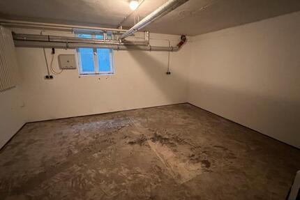 Trockener 22qm Lagerraum in Wesseling zu vermieten zimmer