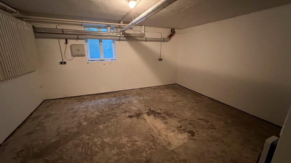 Trockener 22qm Lagerraum in Wesseling zu vermieten zimmer