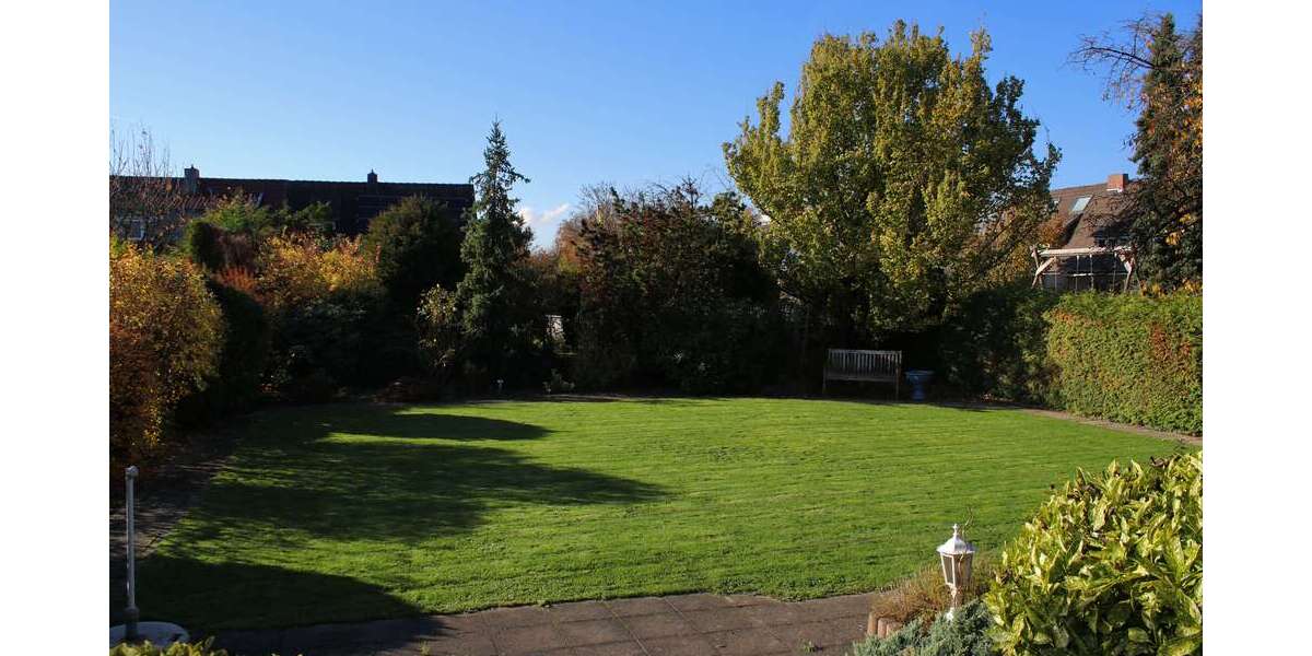 Einfamilienhaus Köln Heimersdorf - 5 Zimmer, 147 m&sup2;, 325.000&euro; | Angebot:24000076