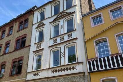 Haus köln Kalk - 8 Zimmer, 220 m&sup2;, 585.000&euro; | Angebot:27362335