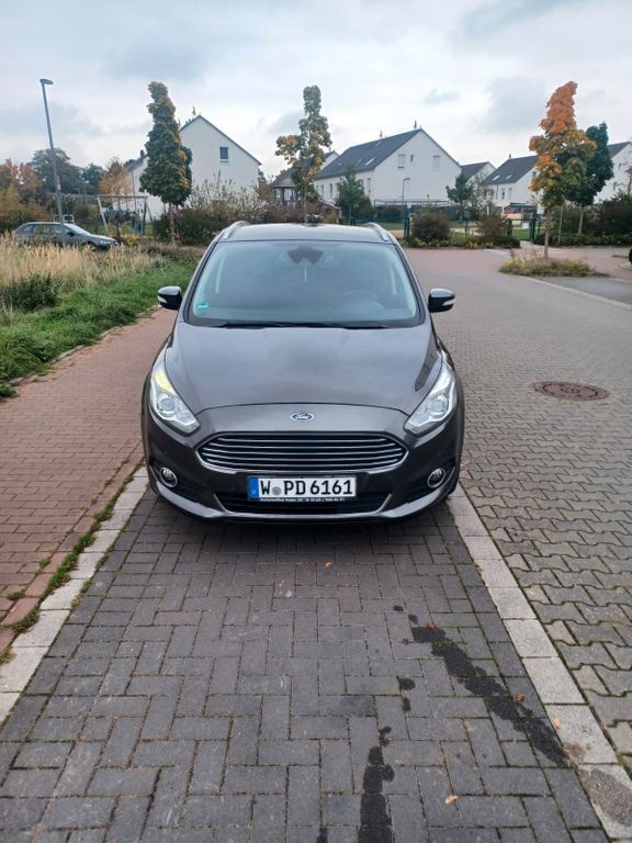 Ford S-Max 155.000 km 13.500 € Langenfeld 40764
