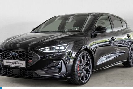 Ford Focus 5.329 km 33.390 € Bergisch Gladbach 51469