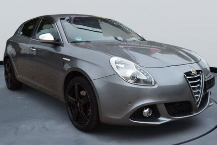 Alfa Romeo Giulietta 110.000 km 10.750 &euro; Bergisch Gladbach 51469