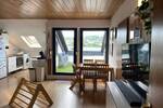 schöne drei Zimmer Wohnung mit Balkon und EBK
