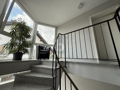 STILLE MIT ANSCHLUSS  DAS BESTE AUS ZWEI WELTEN 2 zimmer