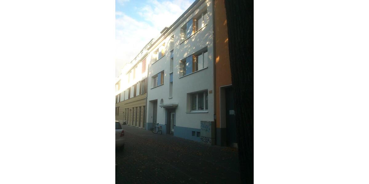Hochparterre Köln Rodenkirchen - 3 Zimmer, 70 m&sup2;, 2.200&euro; | Angebot:27625499