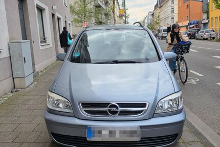 Opel Zafira 78.000 km 4.690 &euro; Kerpen 50170