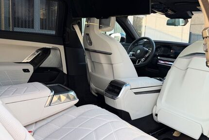 BMW 740 15.856 km 104.950 &euro; Köln 50739