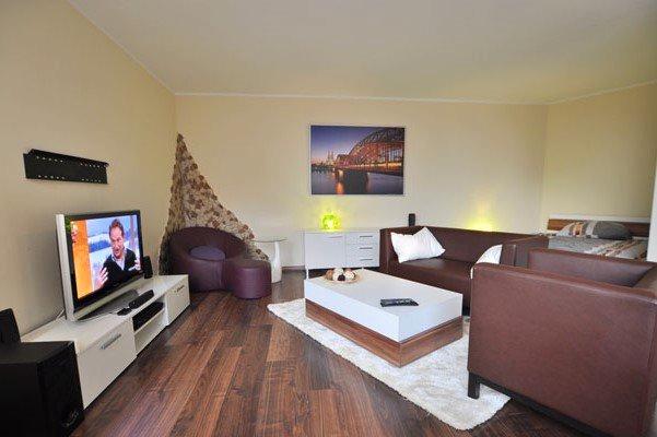 Etagenwohnung Köln Lindenthal - 1.5 Zimmer, 42 m&sup2;, 179.000&euro; | Angebot:26336472