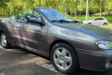 Renault Megane 91.900 km 3.500 &euro; Bonn 53177