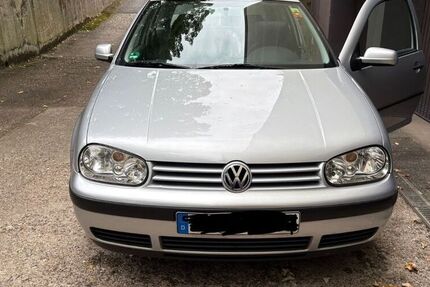VW Golf