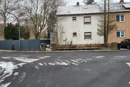 Rheineckhaus auf großem Grundstück zu Verkaufen 4 zimmer