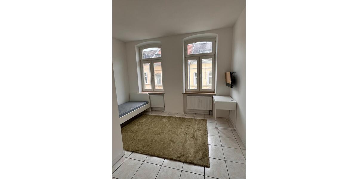 Etagenwohnung Köln Ehrenfeld - 17 Zimmer, 28 m&sup2;, 760&euro; | Angebot:26439659
