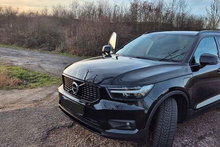 Volvo XC40 63.500 km 27.900 &euro; Erftstadt 50374