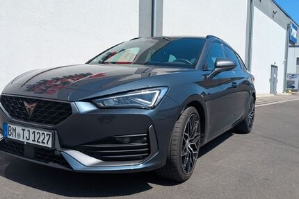 Cupra Leon 58.000 km 24.900 &euro; Brühl 50321