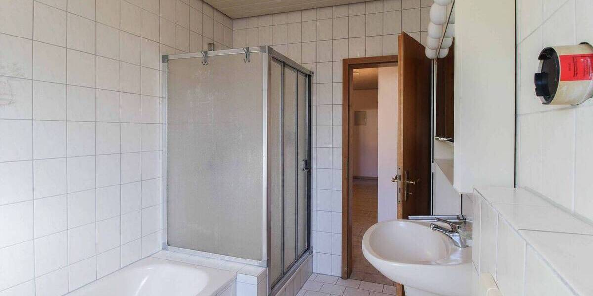 Mehrfamilienhaus, Wohnhaus Troisdorf Bergheim - 8 Zimmer, 204 m&sup2;, 449.000&euro; | Angebot:26816624