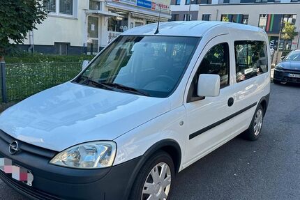 Opel Combo 118.750 km 4.700 € köln 50739