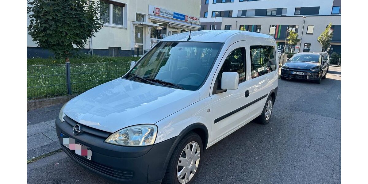 Opel Combo 118.750 km 4.700 € köln 50739