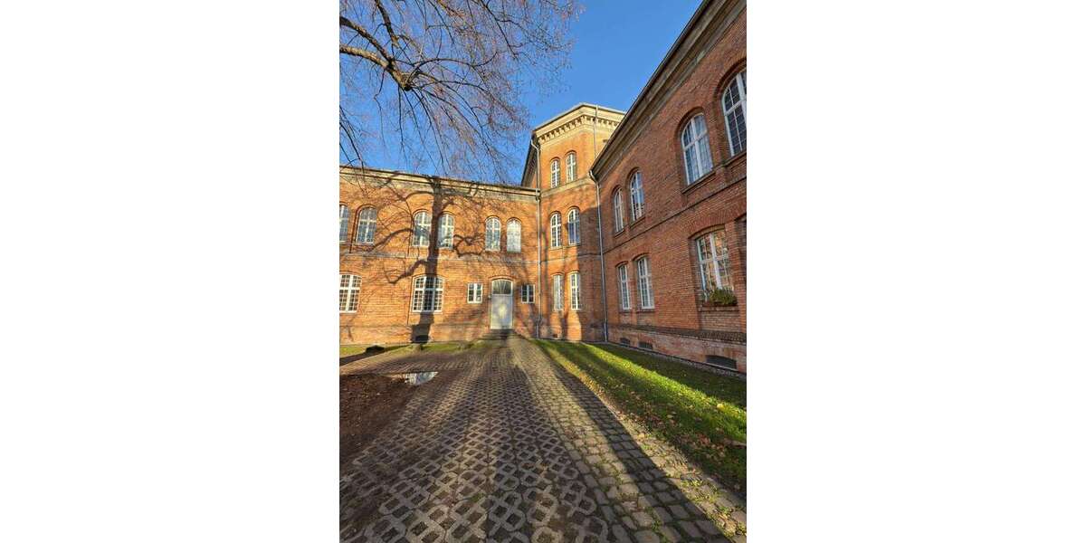 Etagenwohnung Bonn - 2 Zimmer, 66 m&sup2;, 205.000&euro; | Angebot:26356151