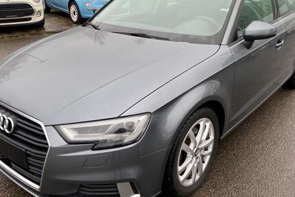Audi A3 169.000 km 17.890 &euro; Köln 50739