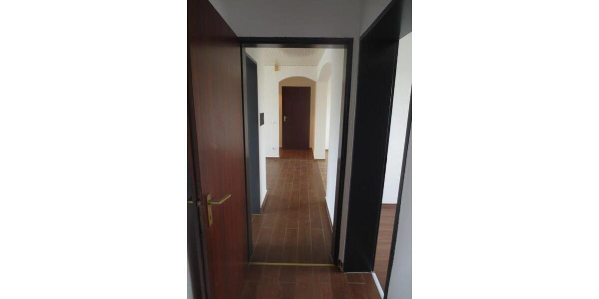 Etagenwohnung Bedburg - 4.5 Zimmer, 95 m&sup2;, 140.000&euro; | Angebot:25054896